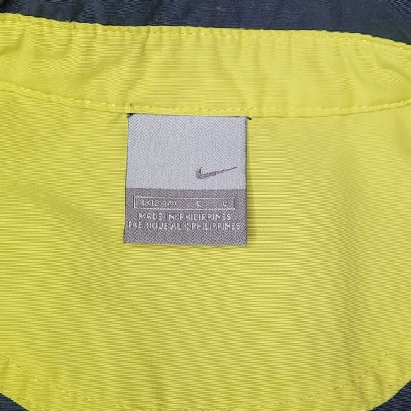 NIKE ▪︎ GIRL'S NAVY BLUE LIGHTWEIGHT JACKET ▪︎ SIZE L (12-14) - Picture 9 of 9